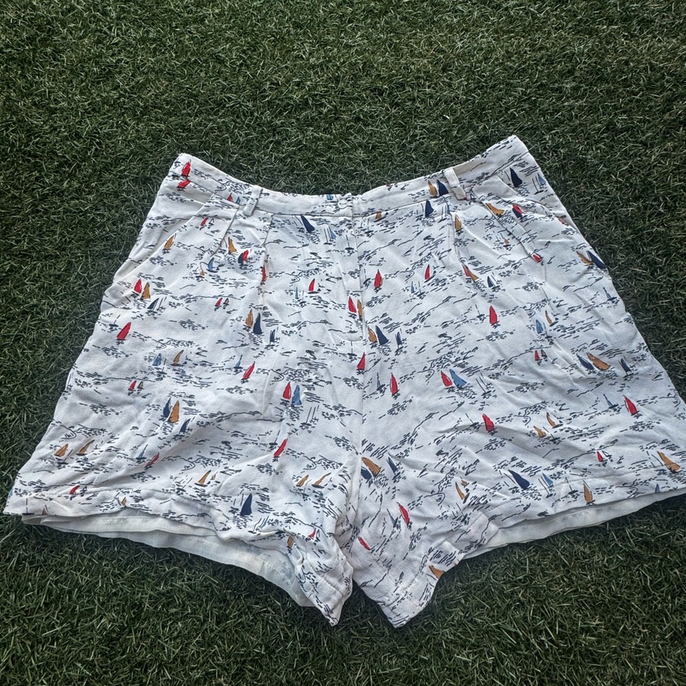 Sessun Viscose Mini white sailboat print shorts Size 28 Women's Shorts